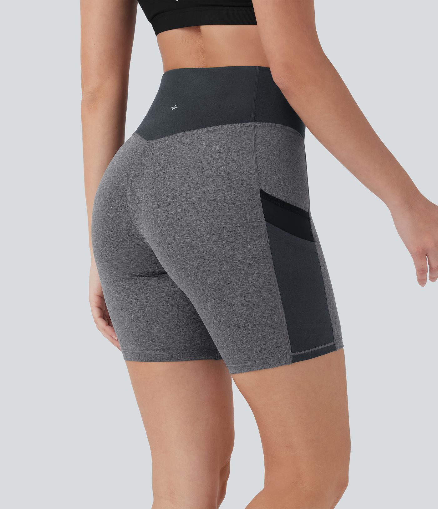 Yoga-Shorts mit hohem Bund, Seitentaschen, kontrastierendem Netzstoff und Farbblock - schnelltrocknend, 17,78 cm