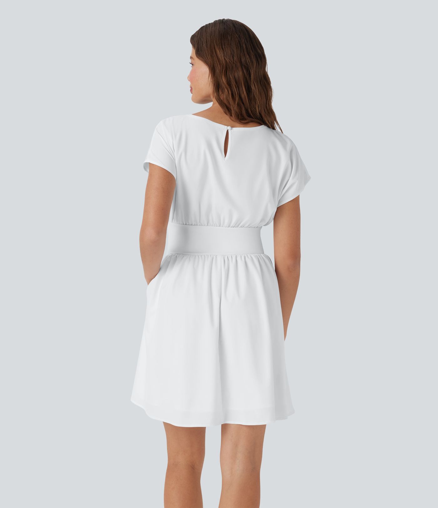 Breezeful™ - Fließendes Arbeits-Midikleid mit Seitentaschen und Fledermausärmeln - schnelltrocknend