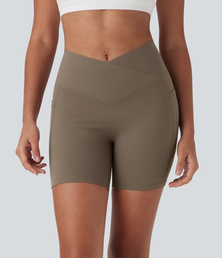 Short cycliste de yoga UltraSculpt™ taille haute gainant avec croisement, effet rehaussant et poches 12,5 cm