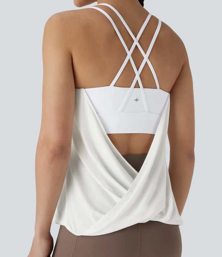 Rückenfreies, plissiertes Yoga-Camisole-Top mit überkreuzten Doppelträgern - schnelltrocknend