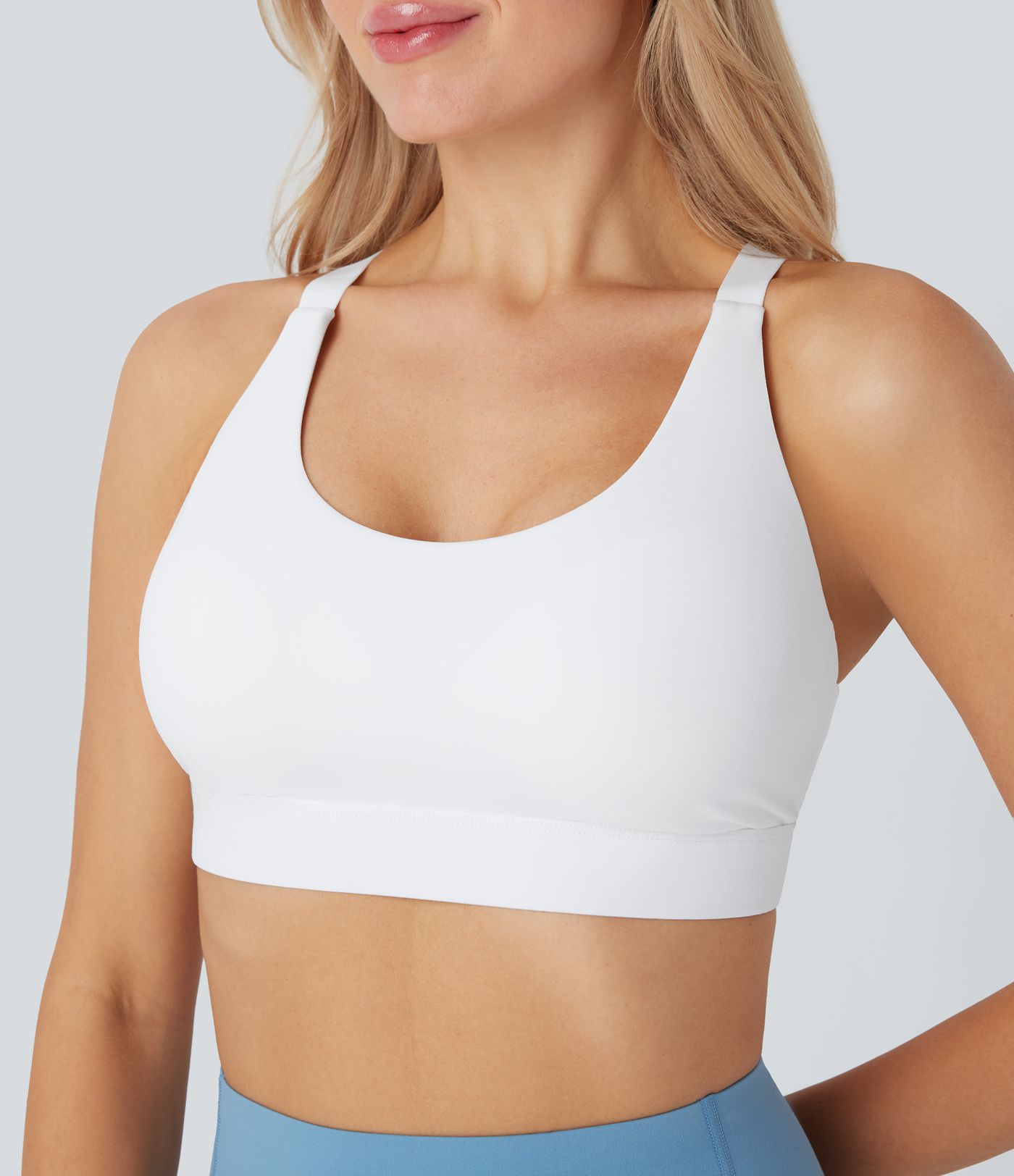 SpeedWave™ Medium Support Molded Cups Perforated Adjustable Hook Quick Dry Workout Sports Bra A-C Cups
