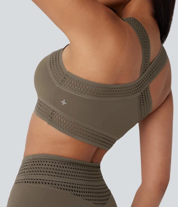 Light Support Crossover Cut Out Yoga Sports Bra