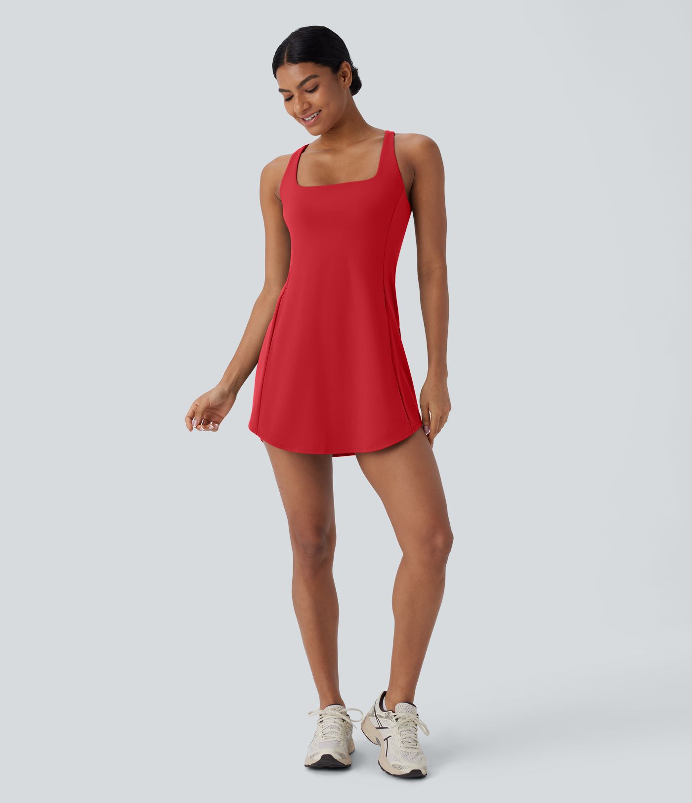 Robe de sport yoga mini 2-pièces SoftlyZero™ Plush à découpes avec poche A-C