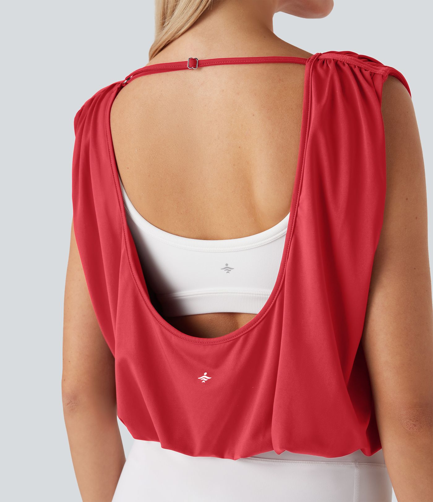 Top de baile con espalda descubierta y tirantes ajustables