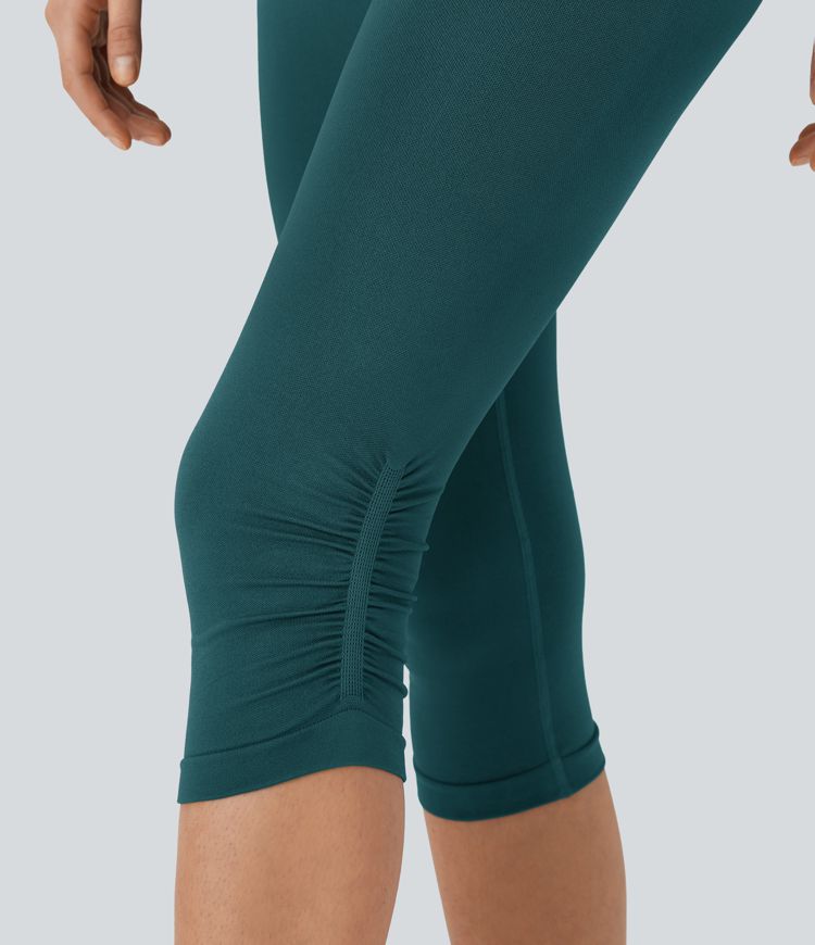 OneForm Seamless Flow High Waisted Scrunch Yoga Pedal Pusher Leggings
