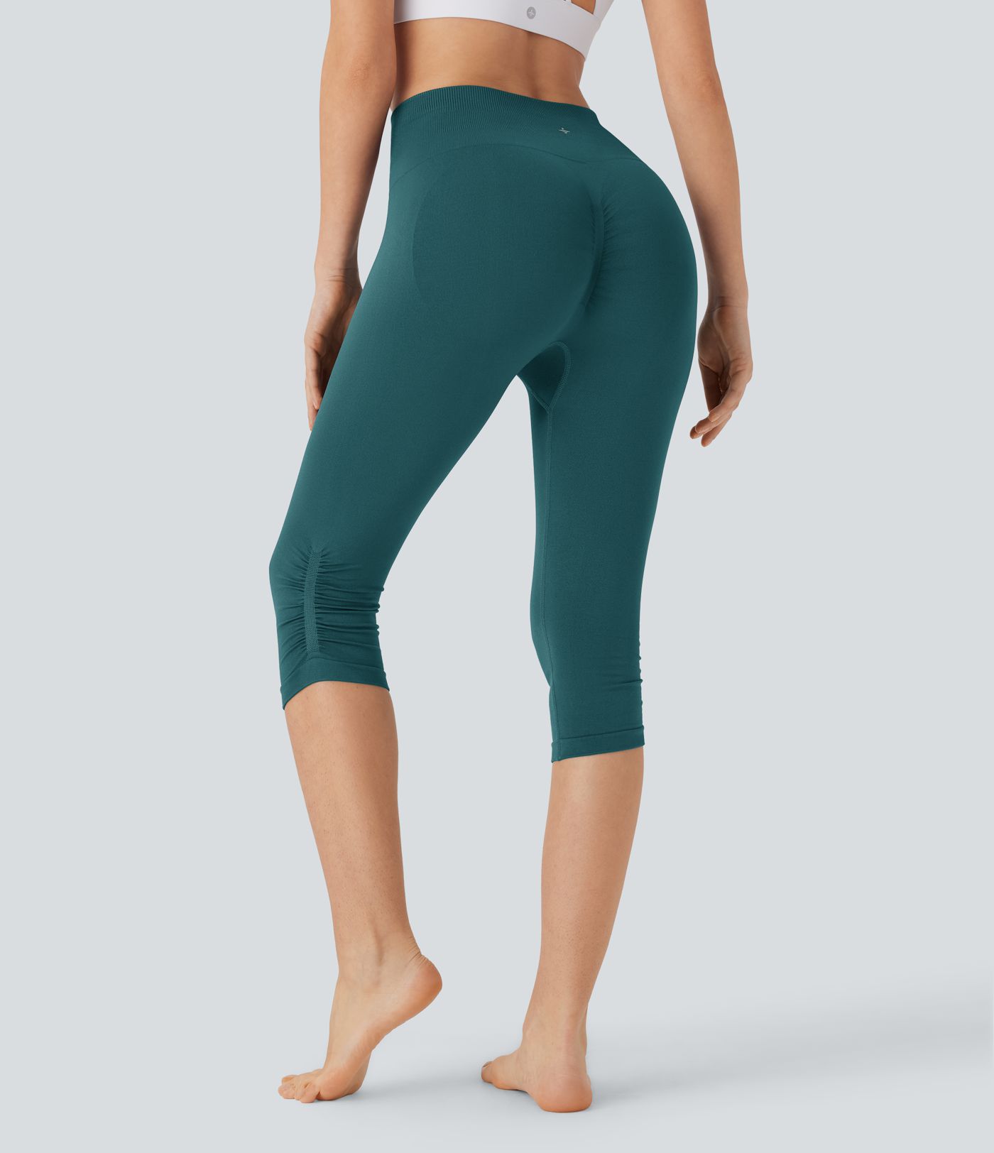 OneForm Seamless Flow High Waisted Scrunch Yoga Pedal Pusher Leggings