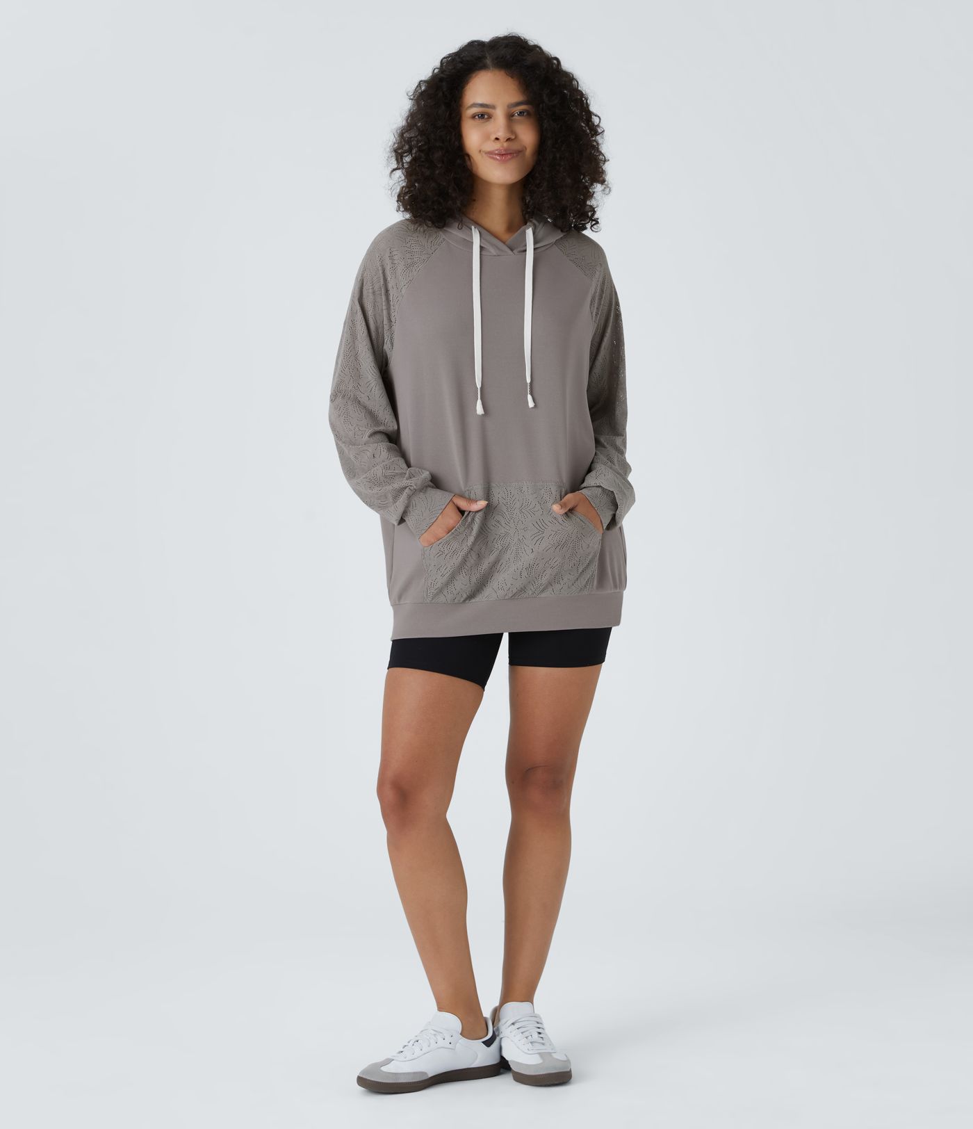Sweat à capuche avec cordon de serrage, manches longues, poche kangourou, dentelle contrastée et texture gaufrée, sweat à capuche décontracté.