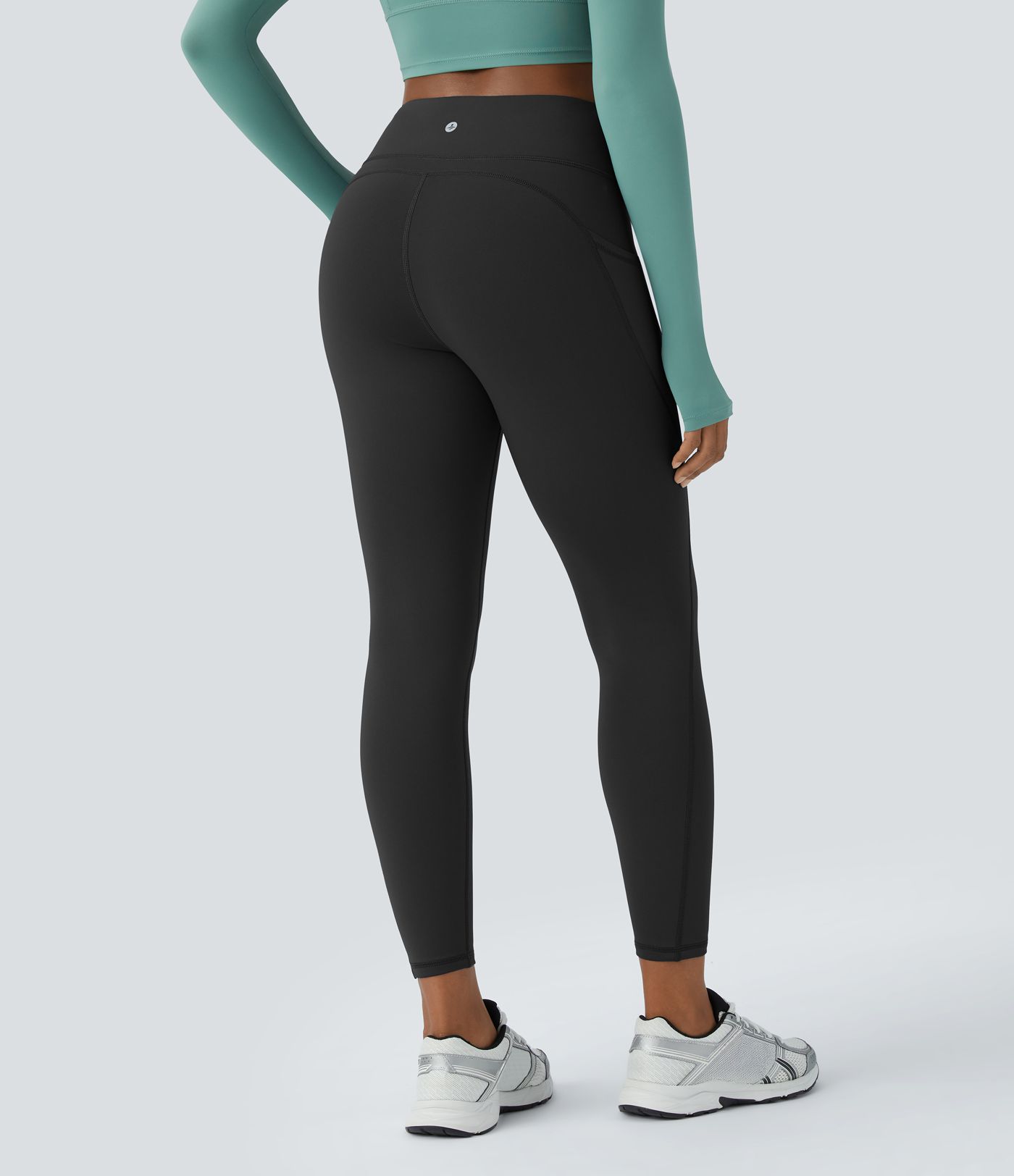 High-waisted thermal yoga leggings with side pockets