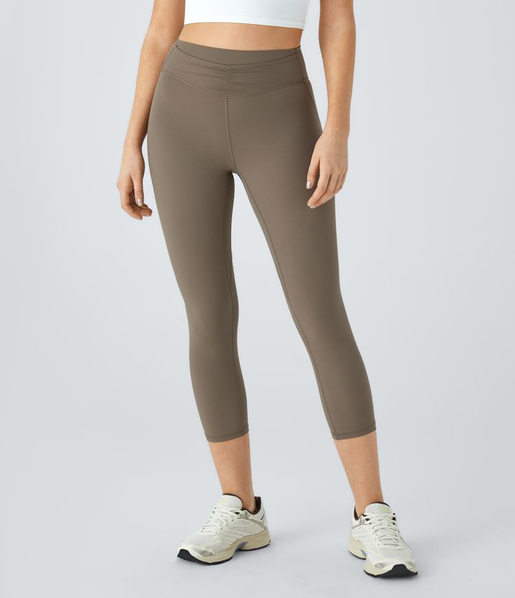Leggings capri Halara UltraSculpt™ entrenamiento levantamiento glúteo fruncido bolsillo delantero tiro alto