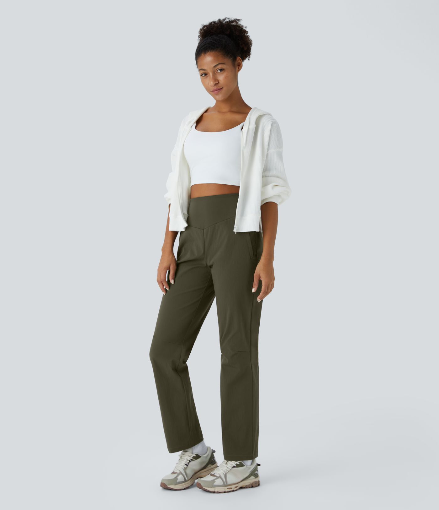 Wasserabweisende Ripstop-Campinghose mit hohem Bund und Seitentaschen mit unsichtbarem Reißverschluss