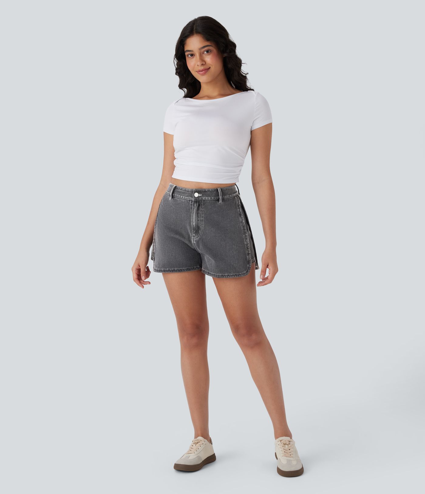 Halara Flex™ Freizeit-Shorts aus dehnbarem Strick-Denim mit hoher Taille und Knopfverschluss, abgerundetem Saum, 7,6 cm