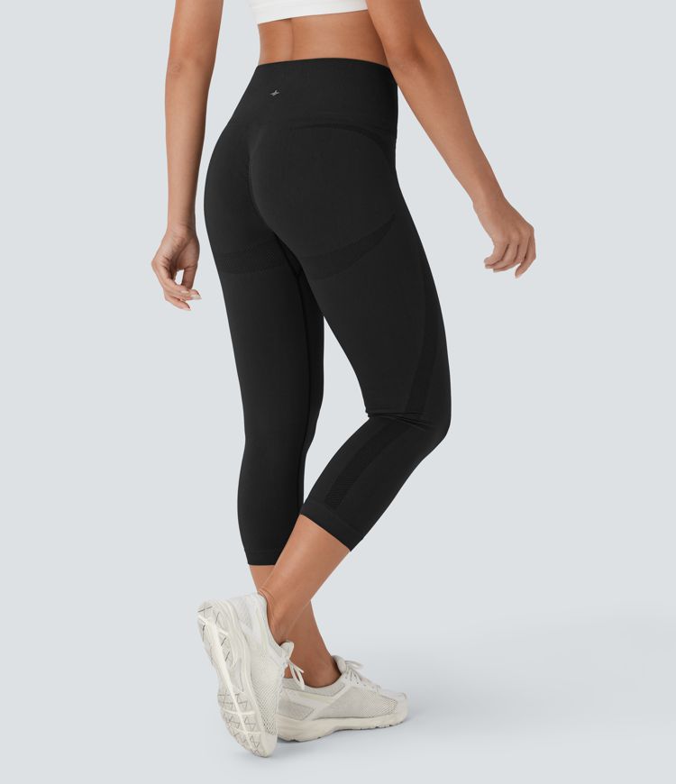 Seamless Flow High Waisted Ruched Capri Yoga Leggings