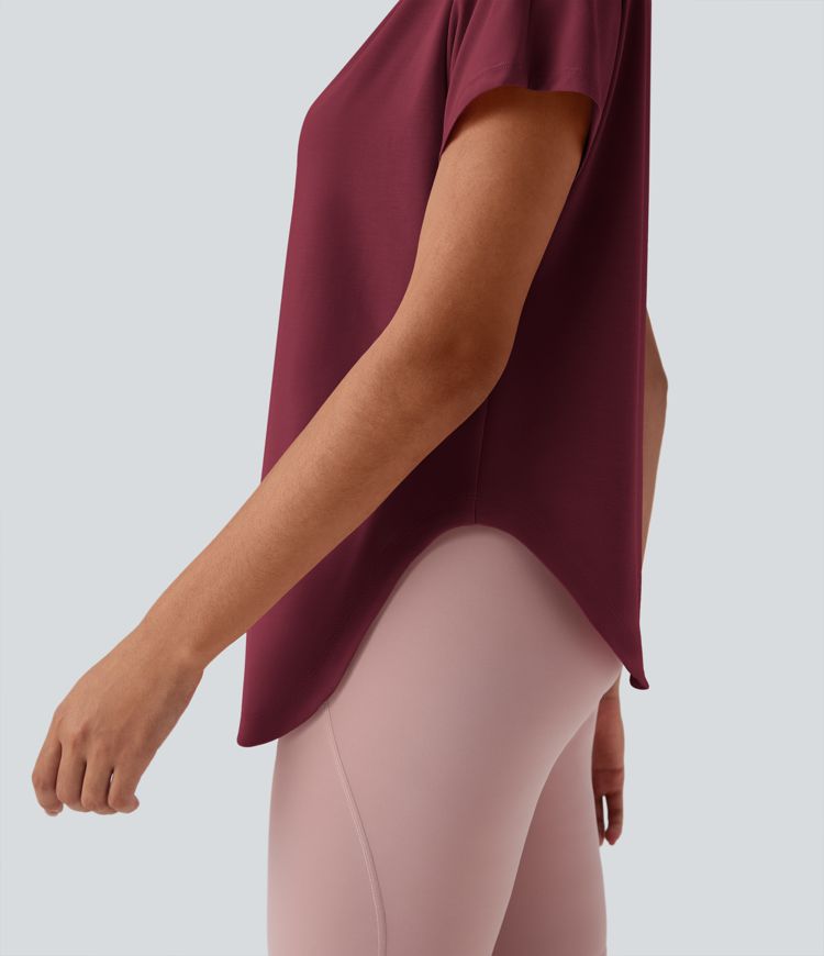 Einschultriges Yoga-Sport-Top mit kurzen Ärmeln, High-Low-Design und abgerundetem Saum - schnelltrocknend