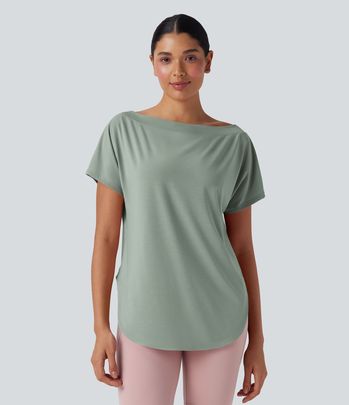 Einschultriges Yoga-Sport-Top mit kurzen Ärmeln, High-Low-Design und abgerundetem Saum - schnelltrocknend