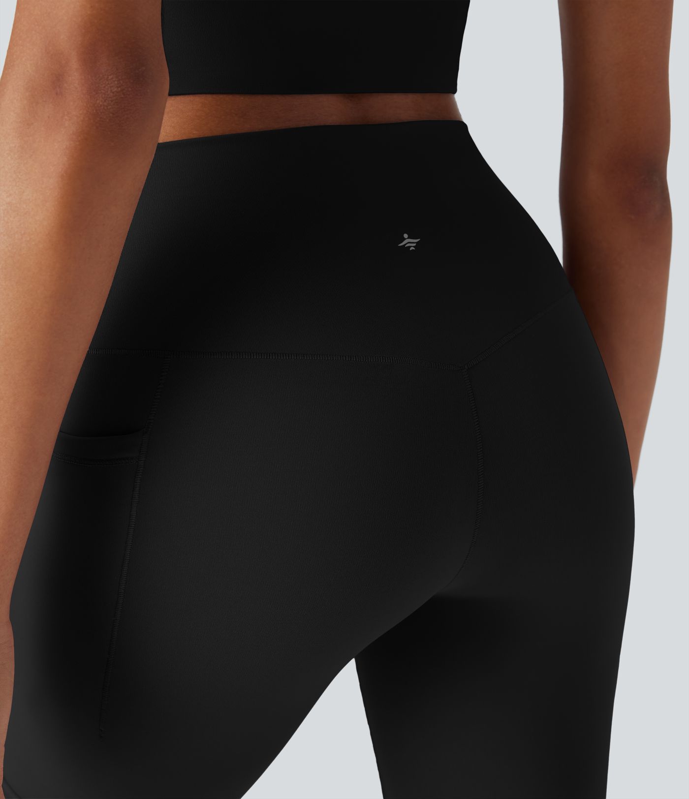 Halara UltraSculpt™ - Wander-Bikershorts mit hohem Bund, mehreren Taschen, Bauchkontrolle und Cool-Touch - schnelltrocknend, 17,8 cm, UPF50+