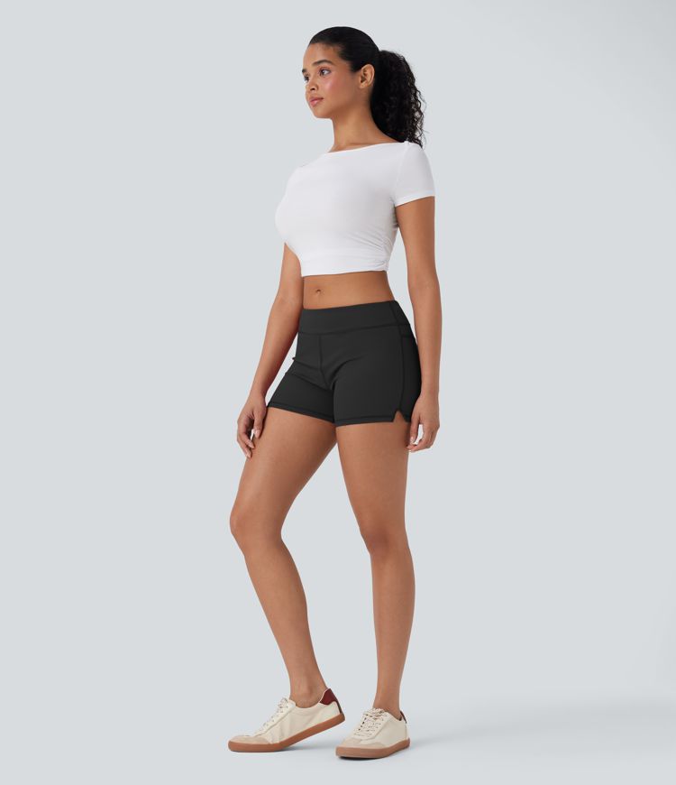 Shorts bikers de yoga de tiro bajo de 7.5cm con bolsillos