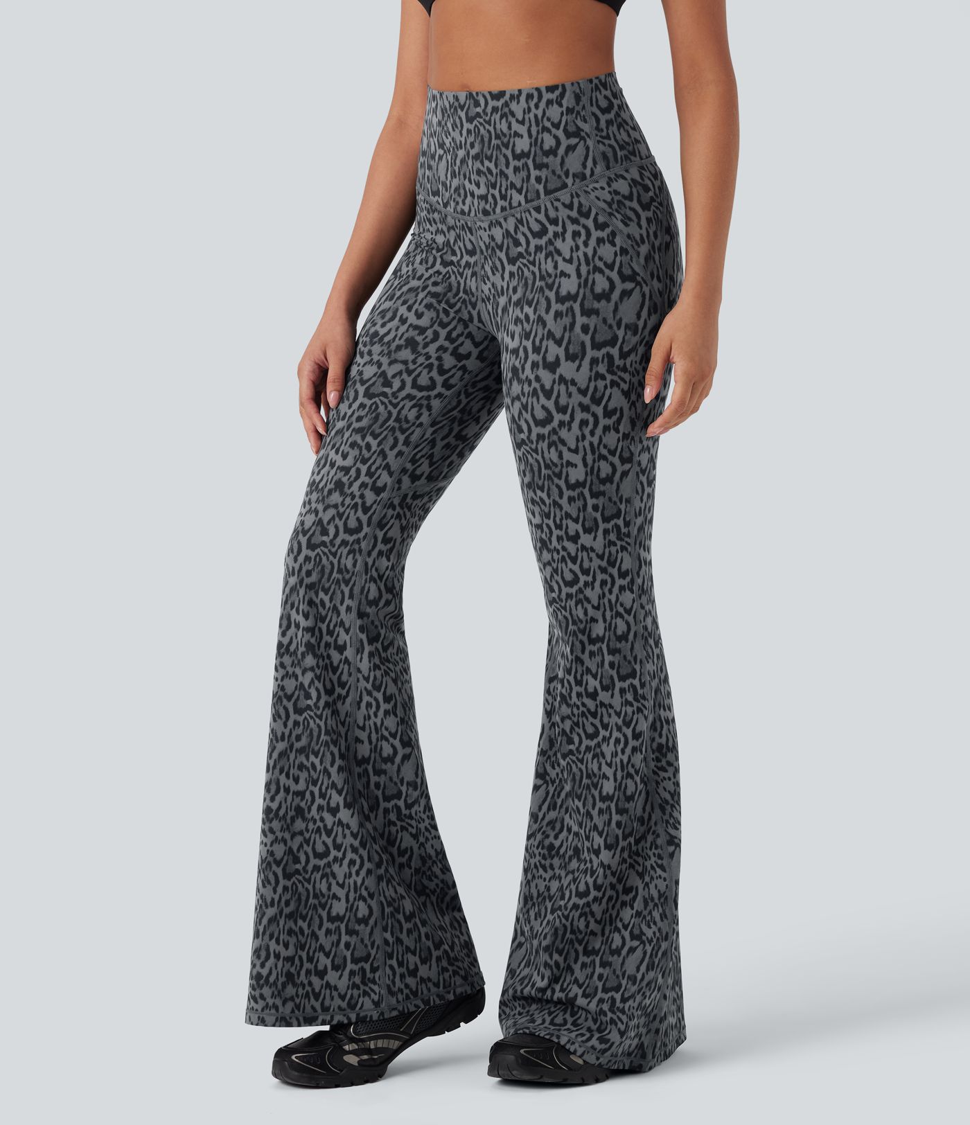Pantalon de yoga évasé gainant galbant taille haute imprimé léopard Halara UltraSculpt™