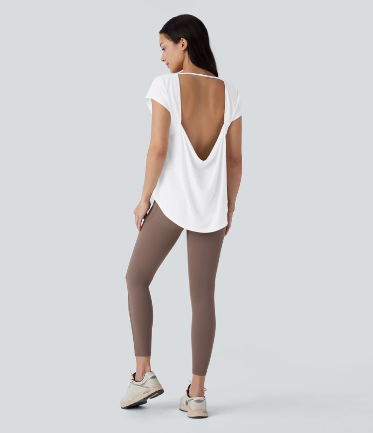 Top deportivo yoga dobladillo curvo manga corta sin espalda