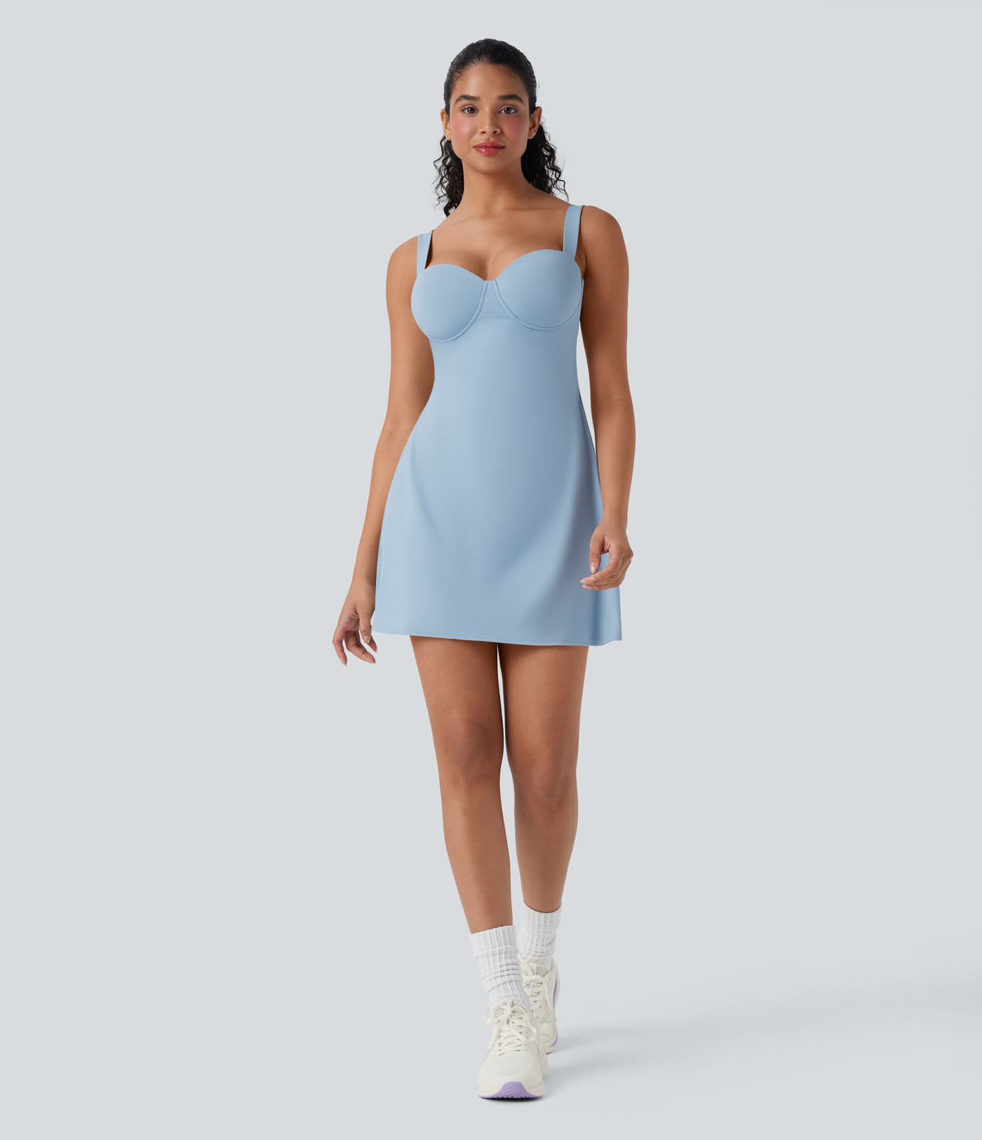 Vestido de tenis Breezeful™ de secado rápido con copas moldeadas push-up con espalda descubierta, hebilla ajustable y lazo en la espalda - Easy Peezy