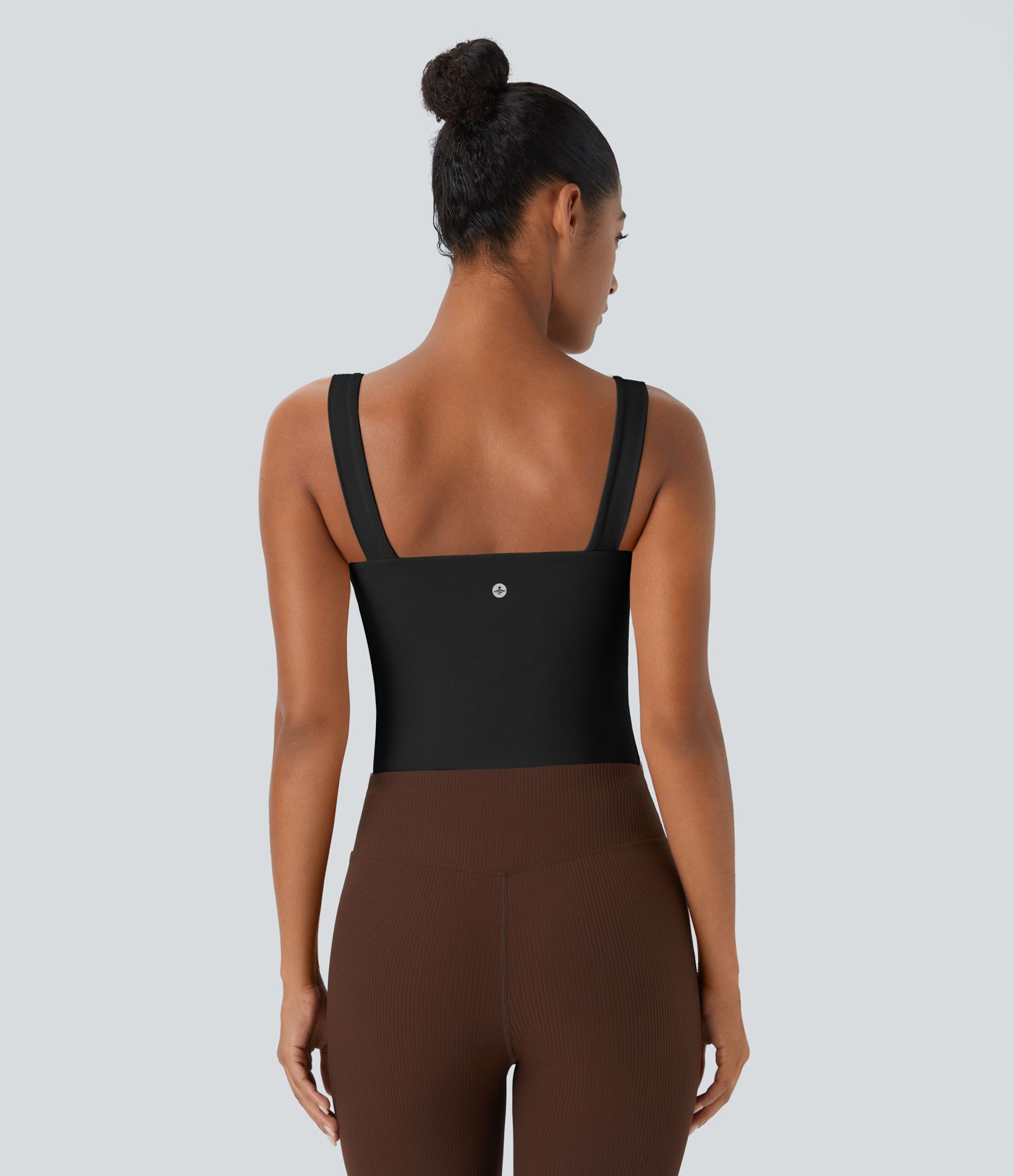 Body Softlyzero™ Plush yoga ajustado botón presión cuello cuadrado sin mangas