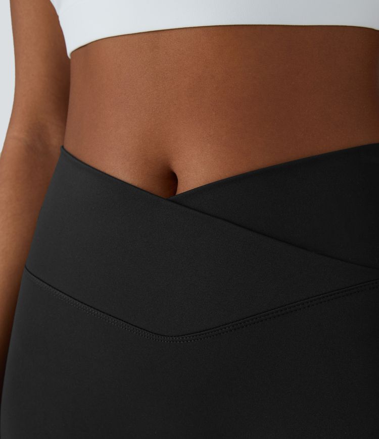 SoftlyZero™ Airy High Waisted Crossover Color Block Butt Lifting Cool Touch Shorts 2.5''-UPF50+