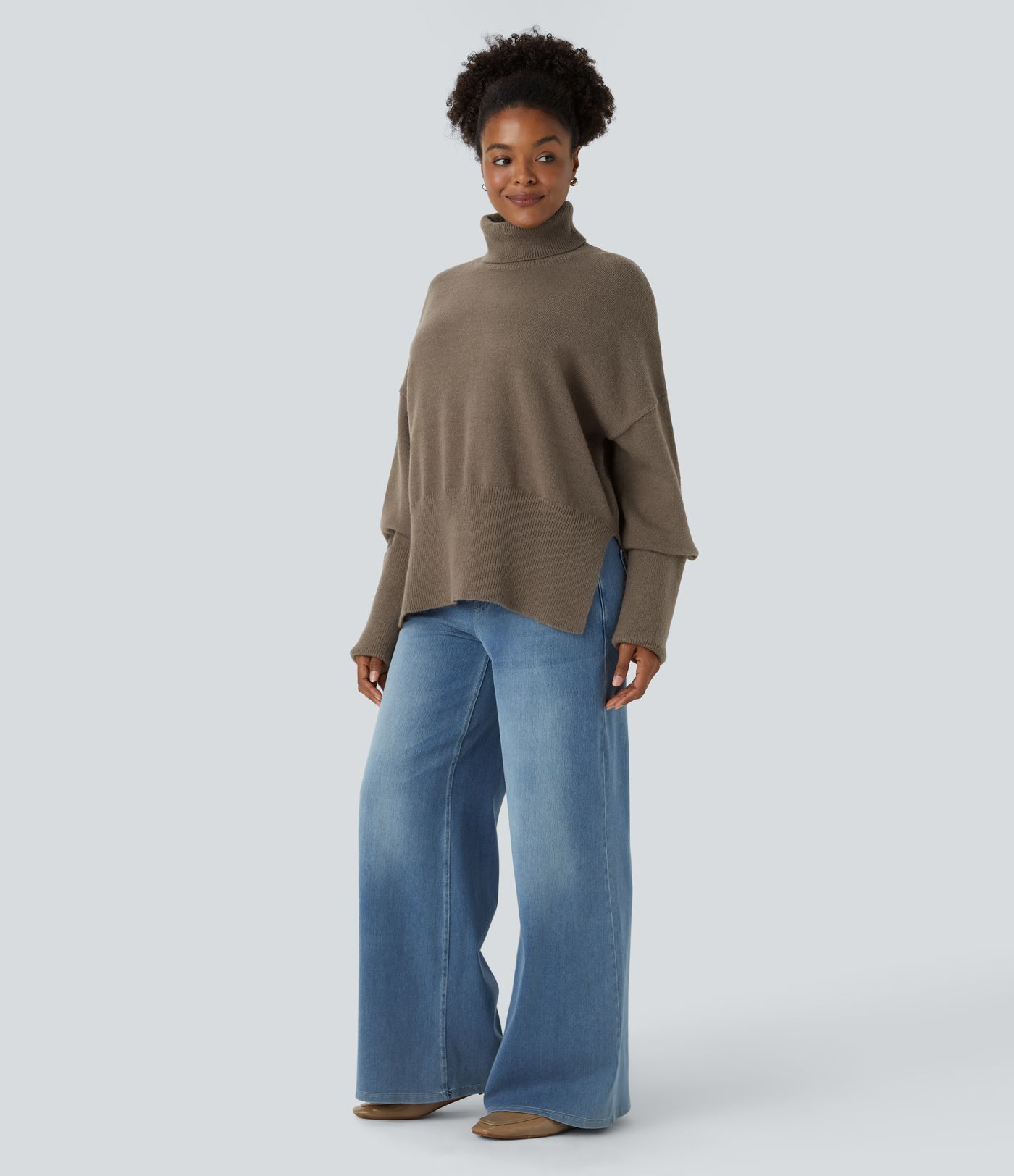 Suéter cuello alto hombro caído manga larga abertura