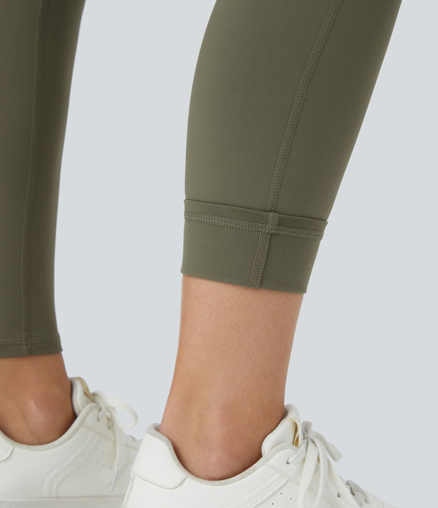 SoftlyZero™ Plush Thermal High Waisted Cargo Pocket Skinny 7/8 Yoga Leggings