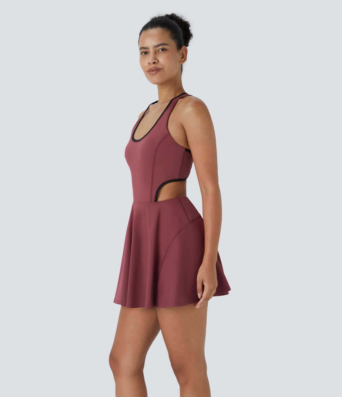 Softlyzero™ Airy Robe Tennis Mini Sport sans Dos avec Croisillons Découpés et Poches au Toucher Frais