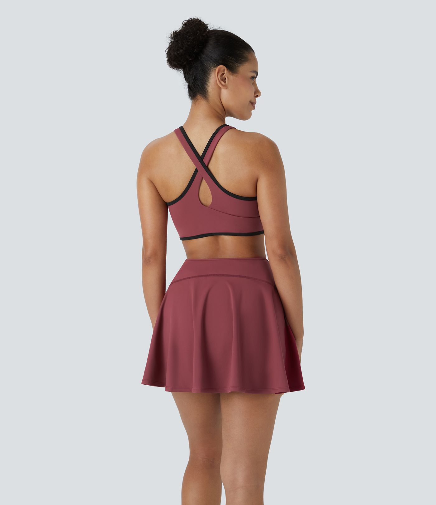 Softlyzero™ Airy Robe Tennis Mini Sport sans Dos avec Croisillons Découpés et Poches au Toucher Frais