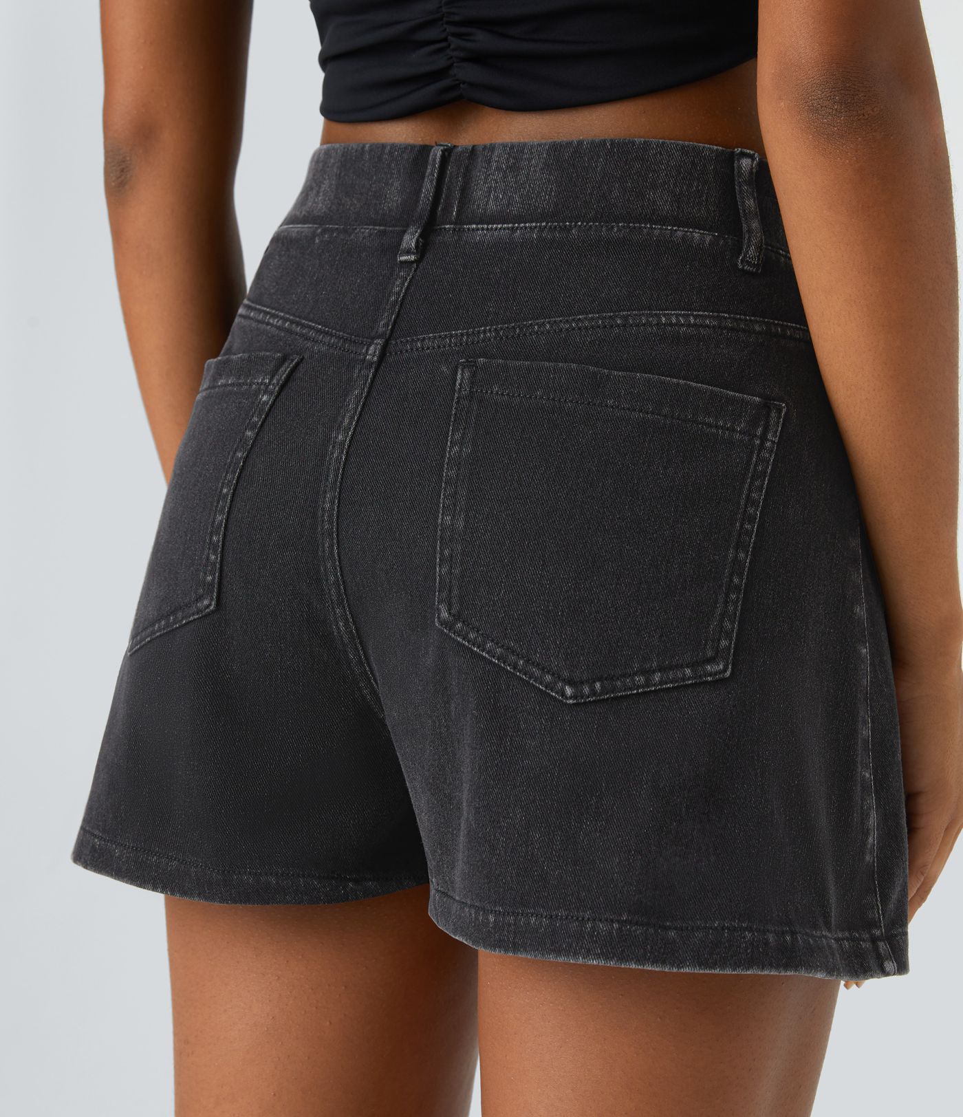 Halara Flex™ High Waisted Pocket Denim Casual Shorts 2.5''
