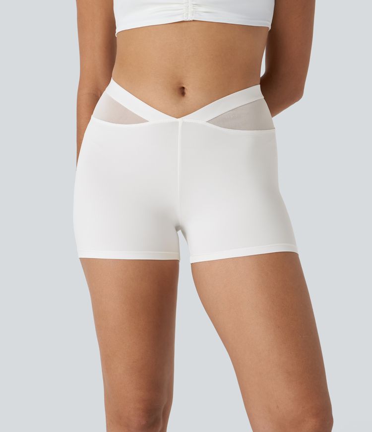 V-förmige, tief sitzende Biker-Shorts aus kontrastierendem Netzstoff mit Rüschen - 7,6cm