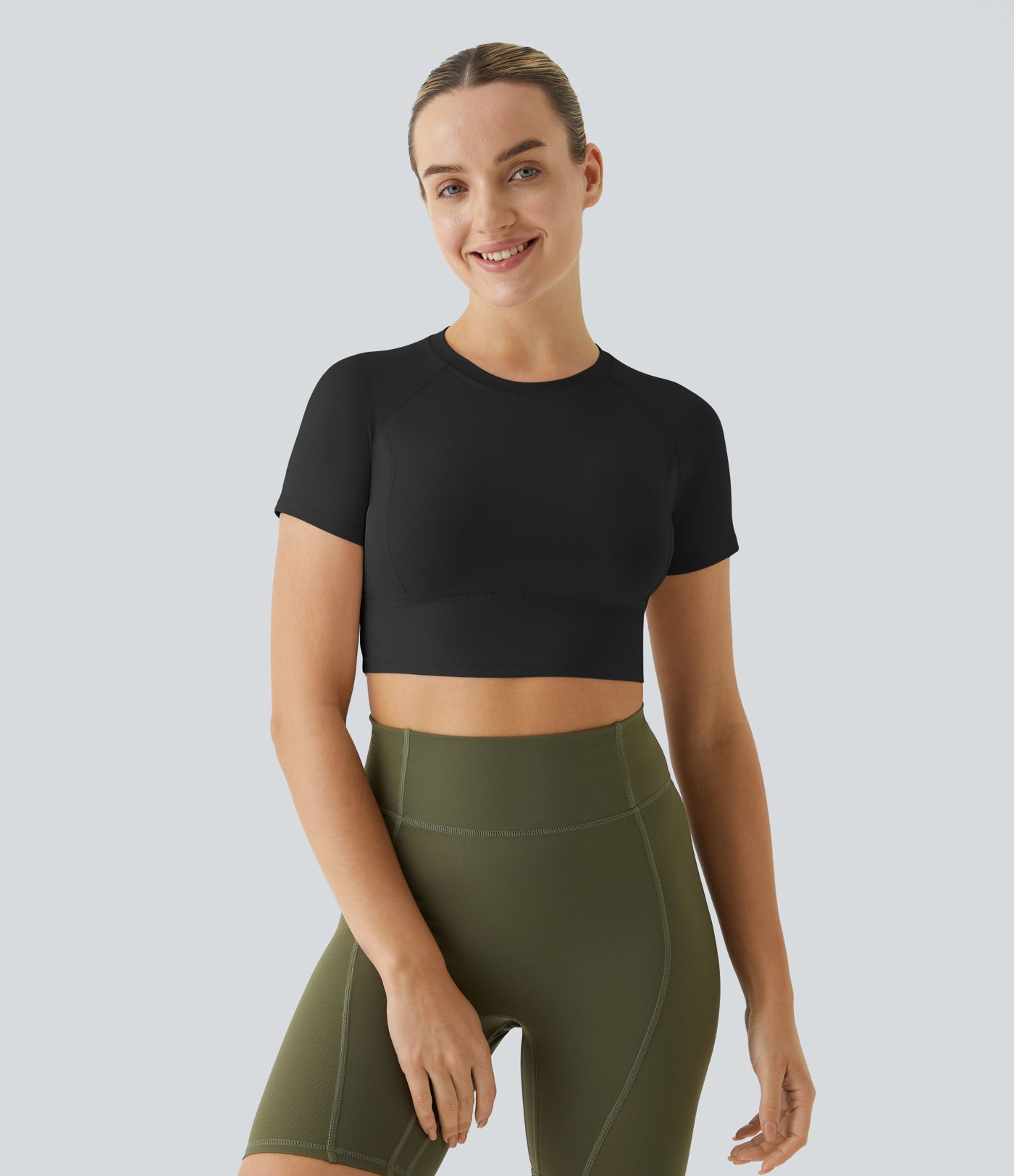 Top corto de yoga y deportes de manga corta