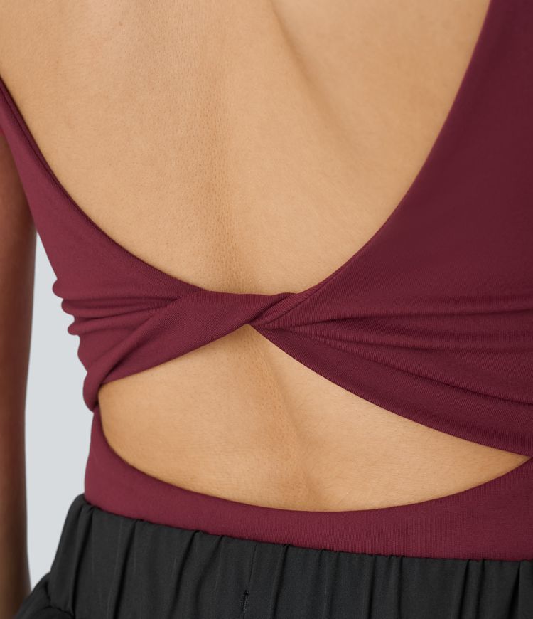 Body de yoga con tirantes dobles y espalda descubierta retorcida