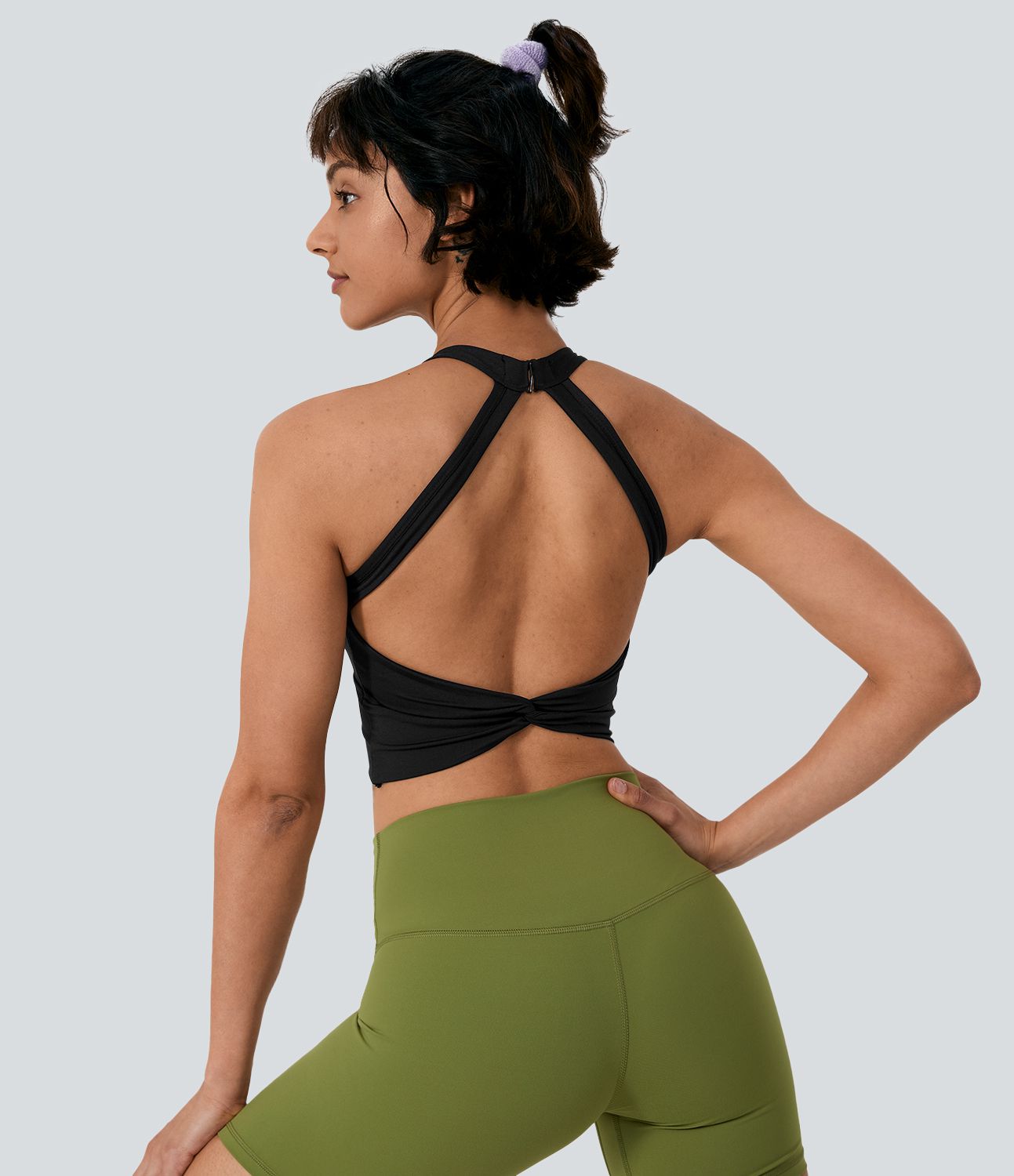 In My Feels Softlyzero™ Airy Rückenfreier, verdrehter Cool-Touch-Sport-BH mit Kontrastnetz, Neckholder und geringer Unterstützung