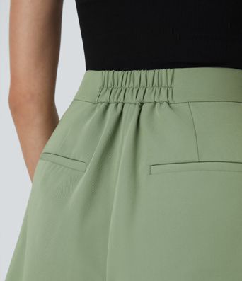 High Waisted Pleated Pocket Casual Shorts