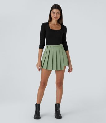 High Waisted Pleated Pocket Casual Shorts