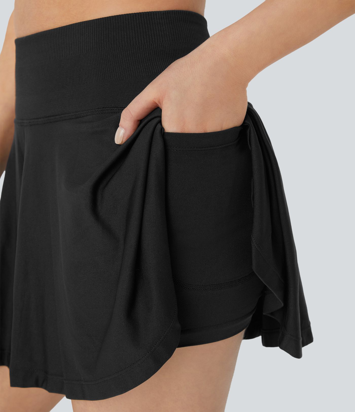 OneForm - Ausgestellter 2-in-1 Yoga-Minirock mit hohem Bund, Seitentaschen und nahtlosem Flow