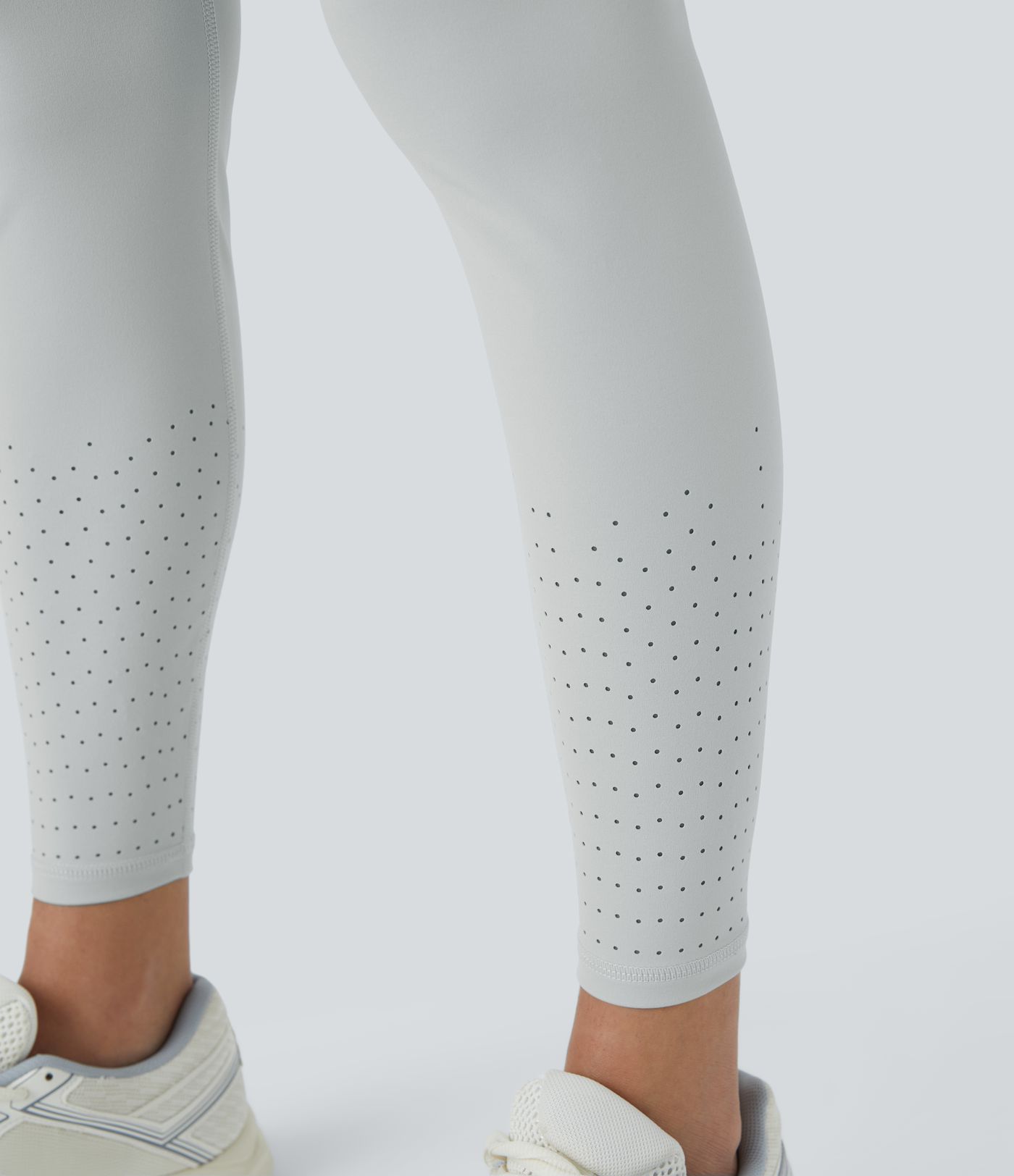 Leggings SoCinched pilate tiro alto control abdomen bolsillo trasero hueco 7/8