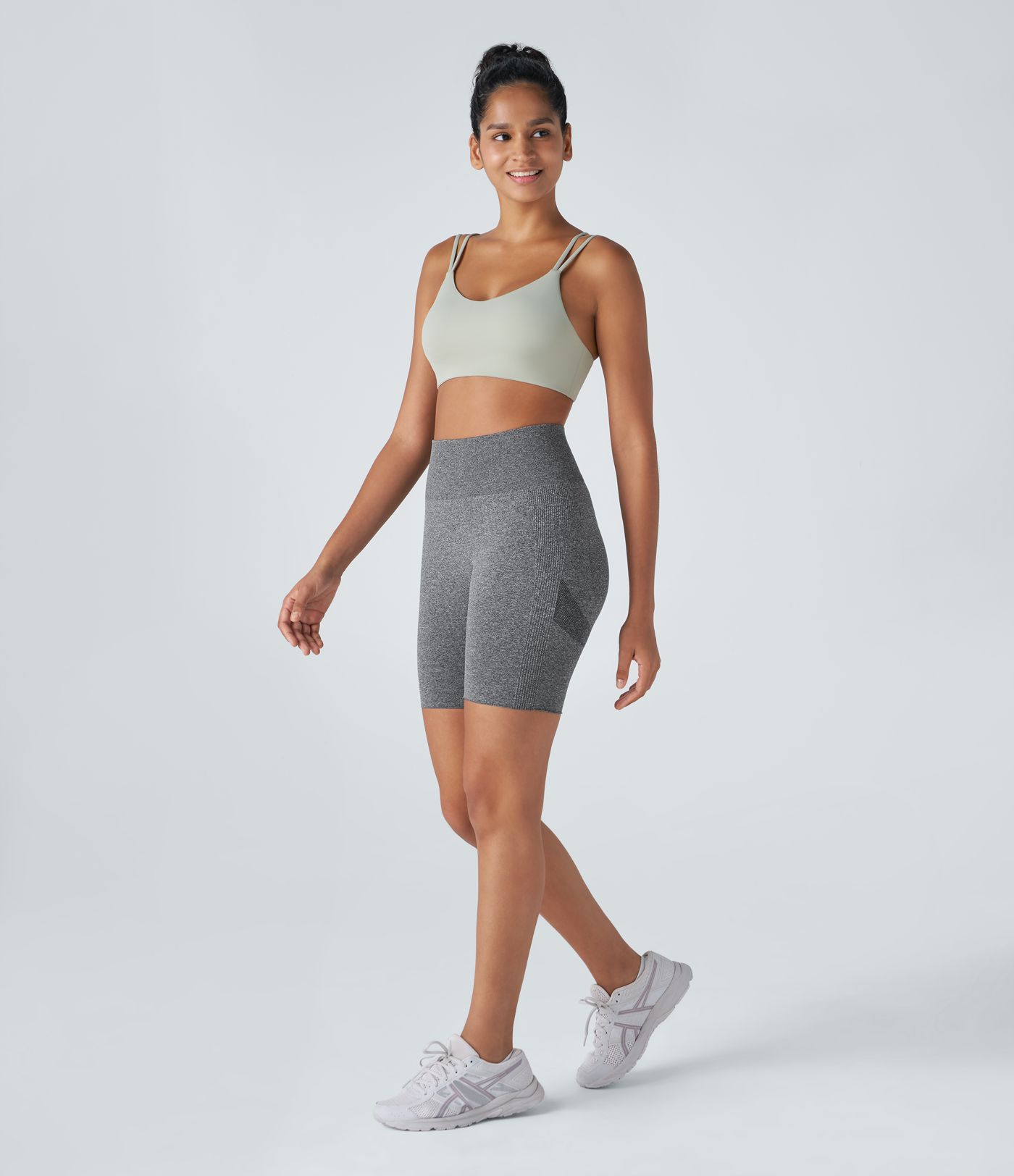 OneForm Seamless Flow High Waisted Butt Lifting Yoga Biker Shorts 7''