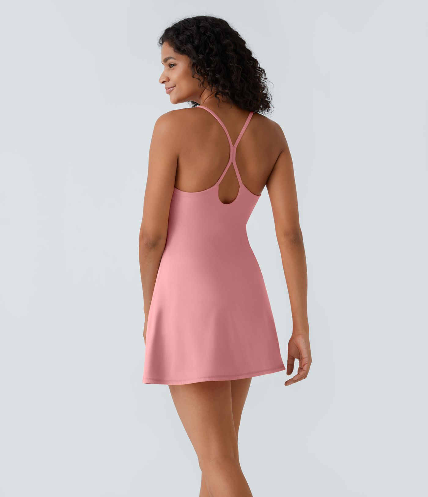 Softlyzero™ Airy, rückenfreies, ausgeschnittenes 2-in-1-Mini-Aktivitätskleid mit Cool Touch-Tasche