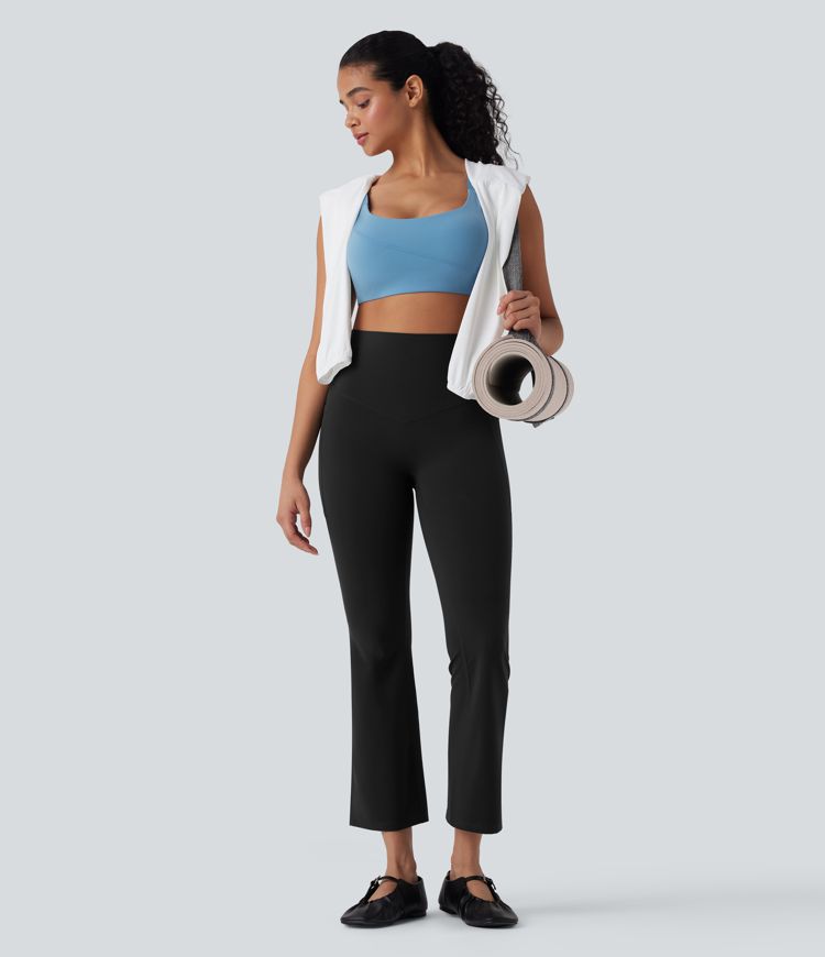 Halara UltraSculpt™ High Waisted Tummy Control Shaping Yoga Bootcut 7/8 Leggings with Pockets
