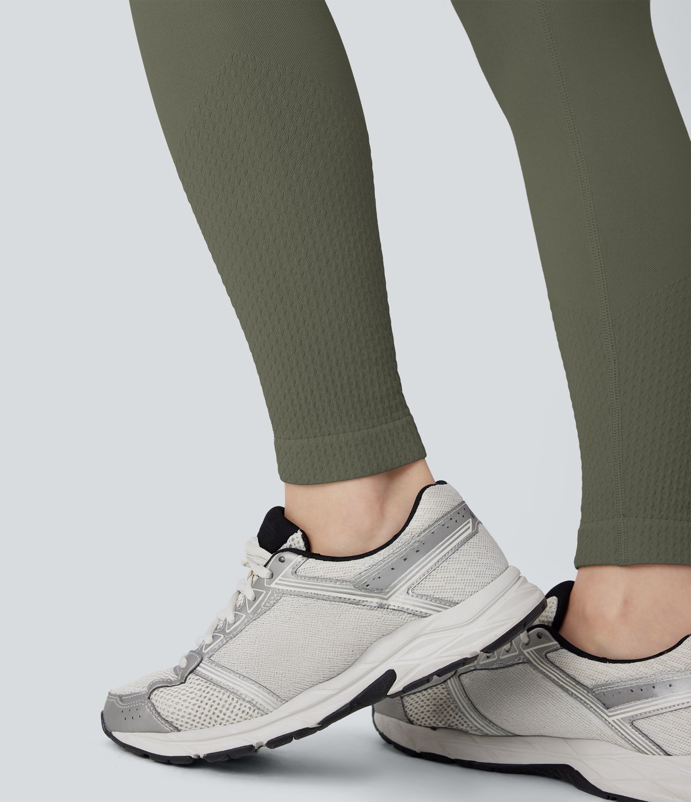 OneForm Seamless Flow High Waisted Tummy Control Butt Lifting Pocket Yoga Leggings