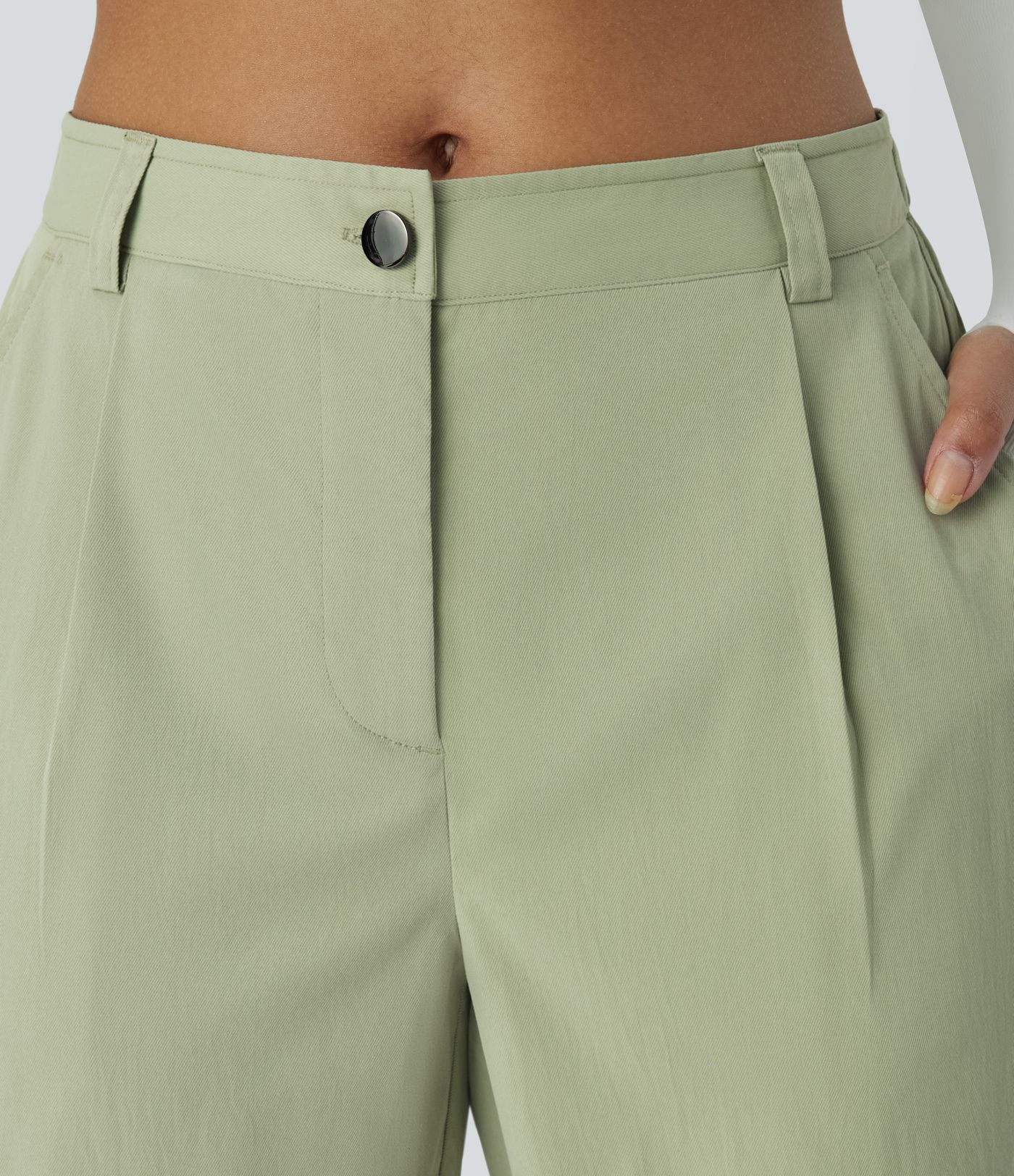 Cargo-Jogger mit mittlerer Leibhöhe, Knopf, Reißverschluss und mehreren Taschen für den Alltag