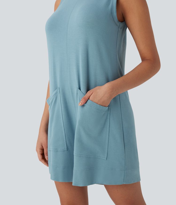 Round Neck Sleeveless Casual Jumpsuit with Pockets