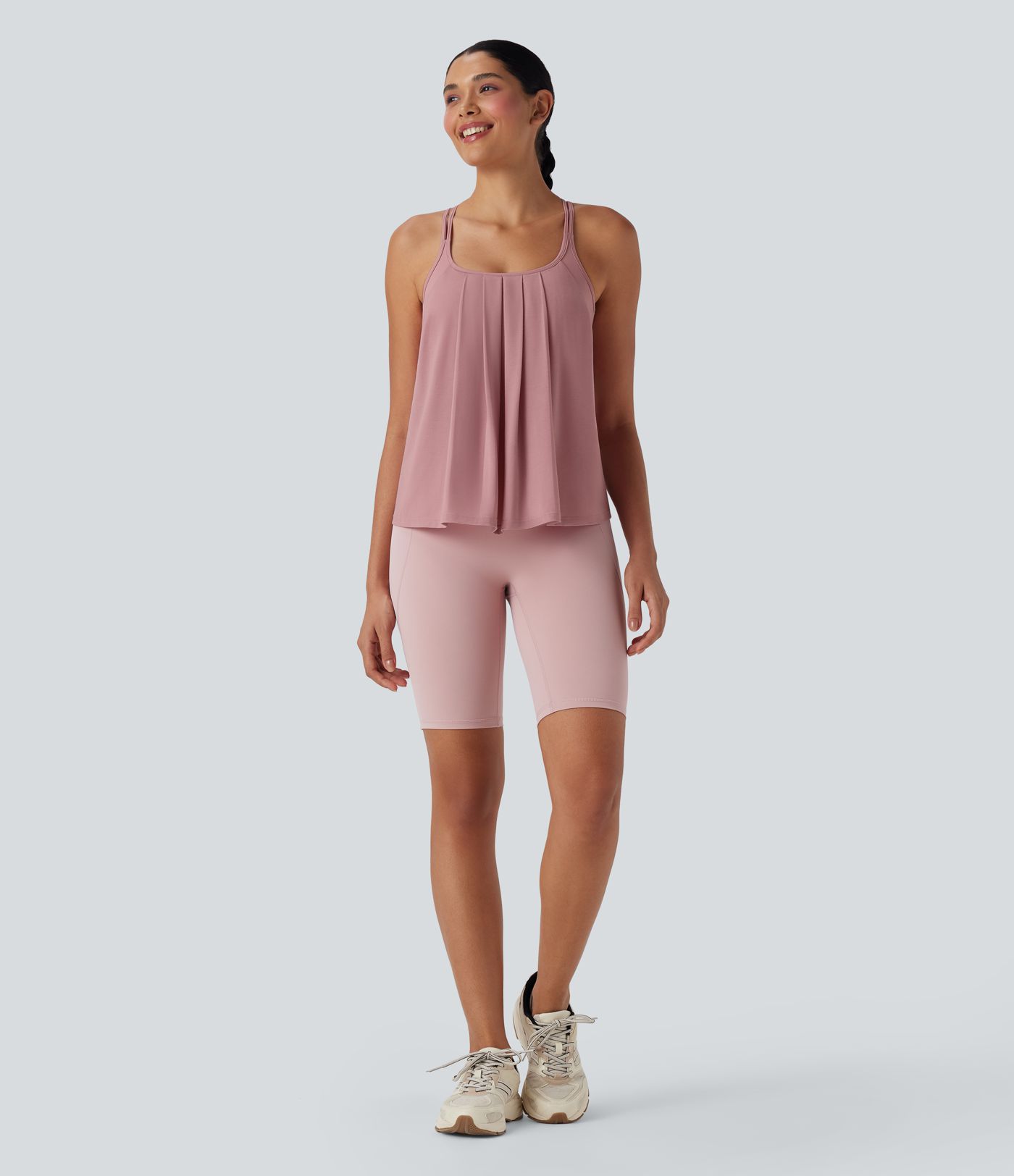 Débardeur yoga plissé à dos nu avec bretelles croisées et séchage rapide