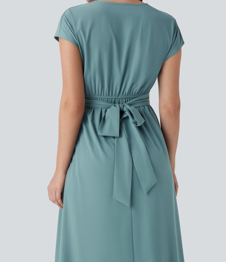 Robe décontractée midi Breezeful™ col V manches courtes à liens dans le dos séchage rapide avec poches latérales