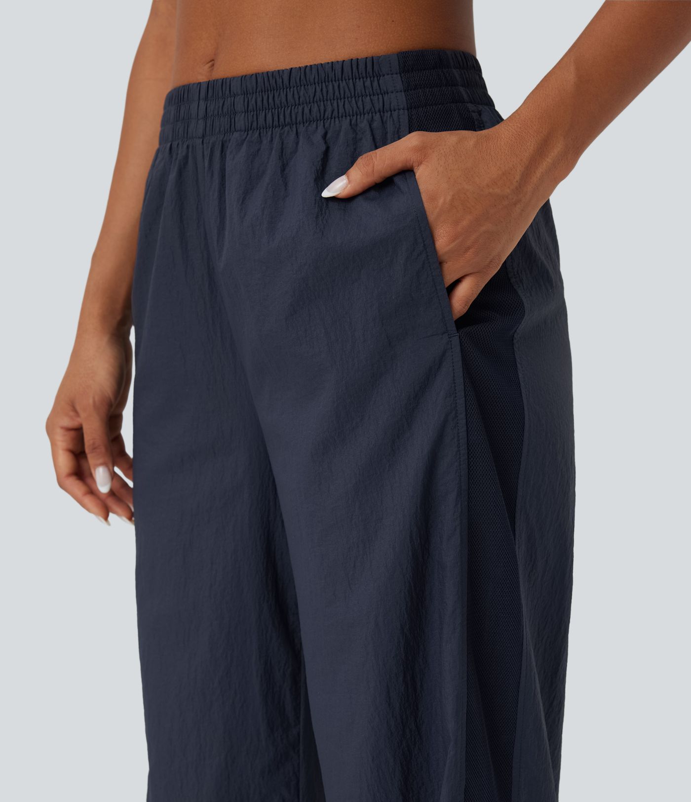 Durable Water Repellent Mid Rise Straight Leg Contrast Mesh Tennis Pants with Pockets