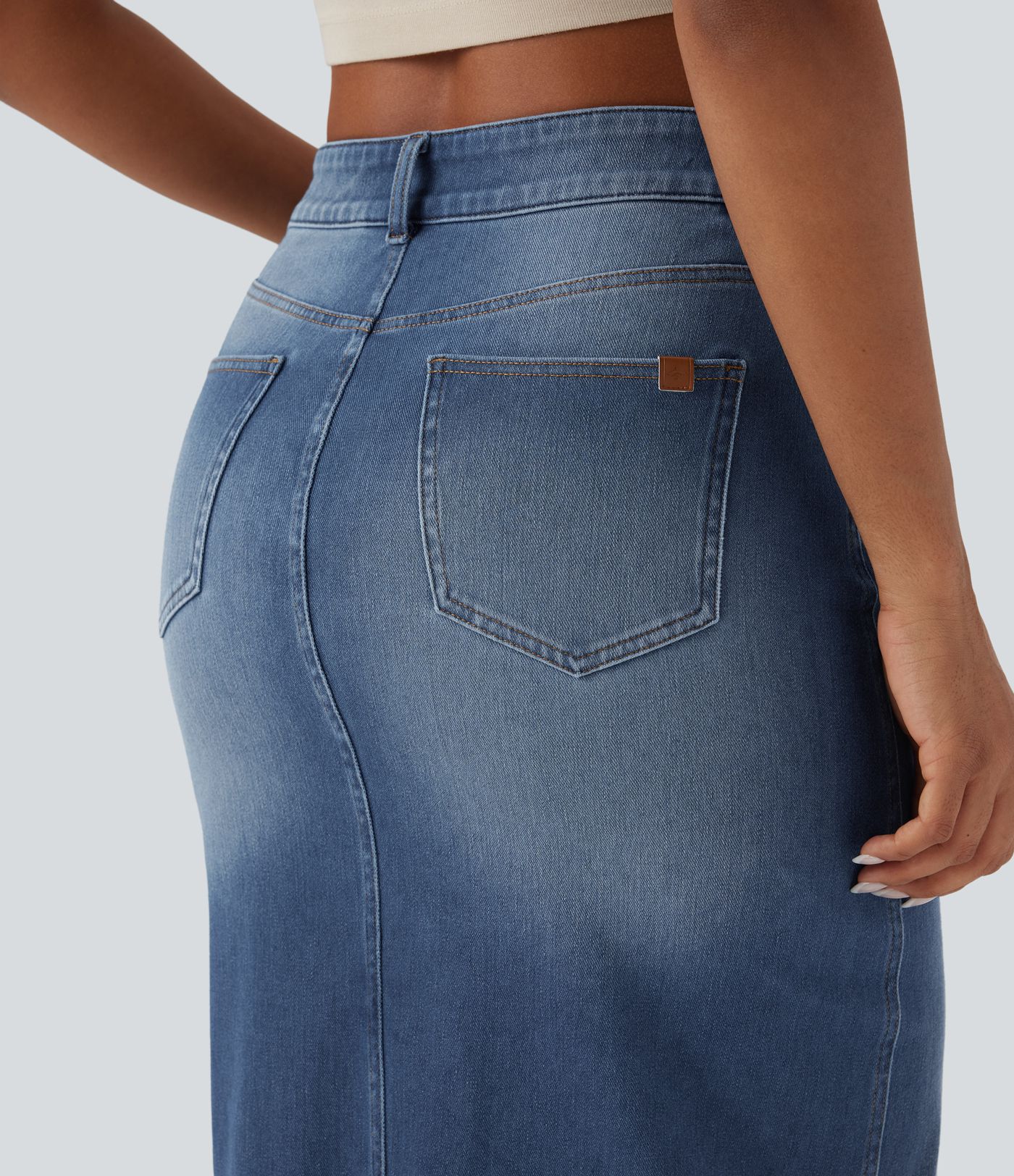 Falda vaquera casual Halara Flex™ ajustada y asimétrica de tiro medio con abertura y bolsillos