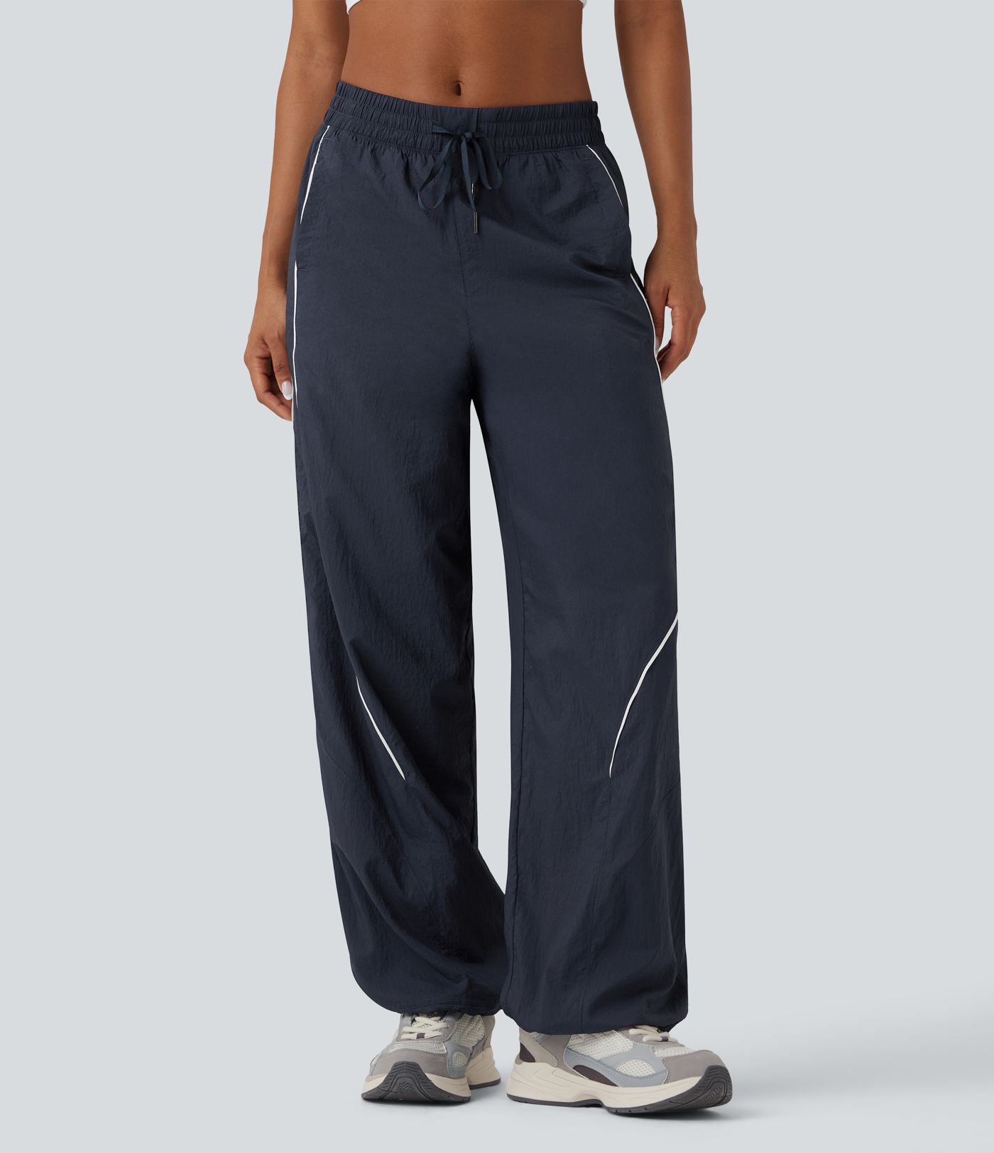 Lightweight Durable Water Repellent Low Rise Drawstring Color Block Cinchable Hem Running Joggers with Pockets