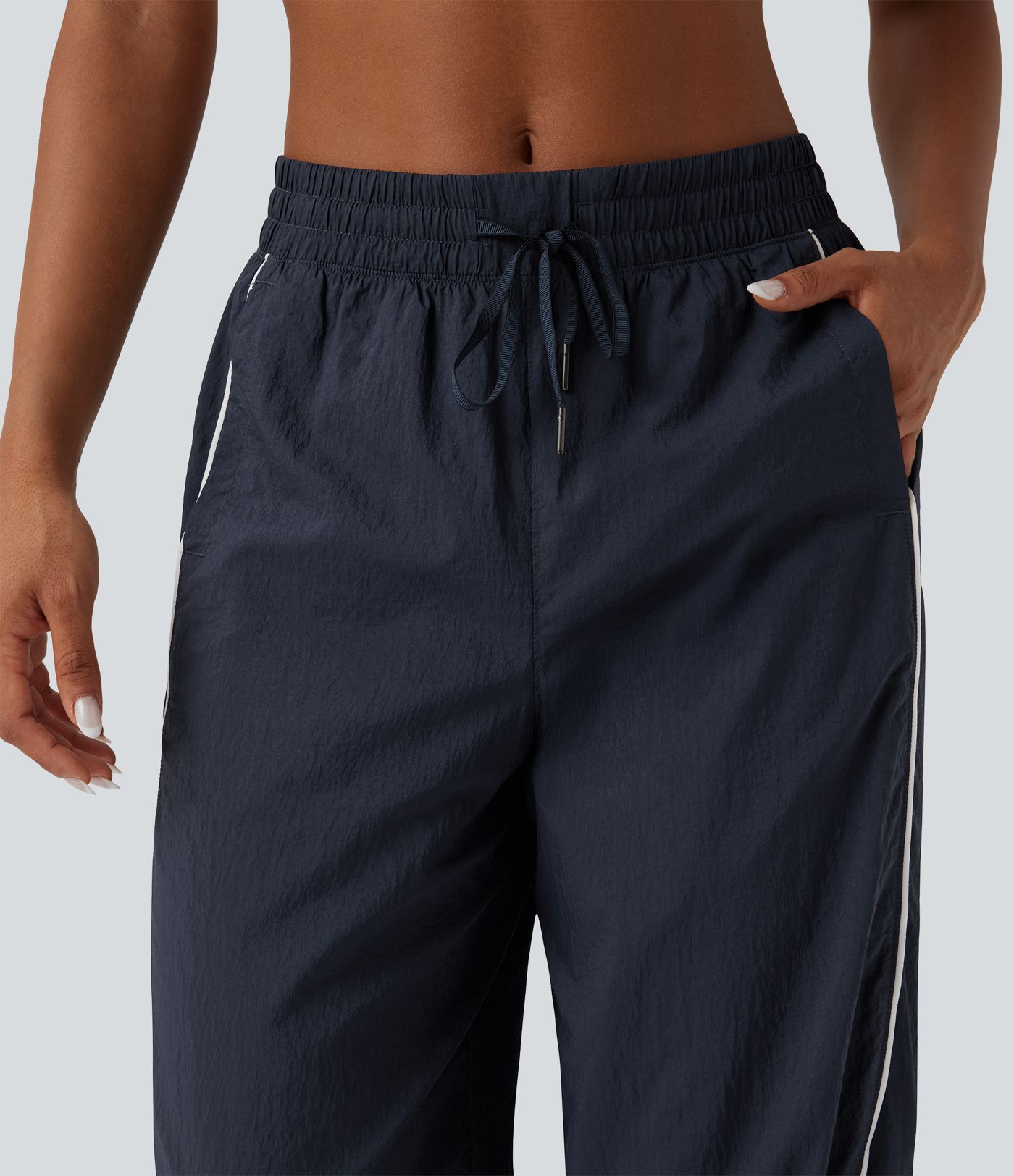 Lightweight Durable Water Repellent Low Rise Drawstring Color Block Cinchable Hem Running Joggers with Pockets